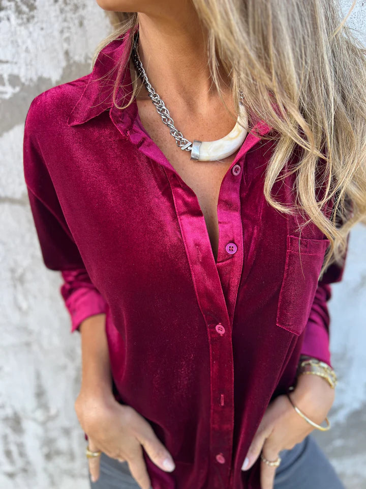 💝💝CLEARANCE SALE🔥Velvet Vixen Blouse