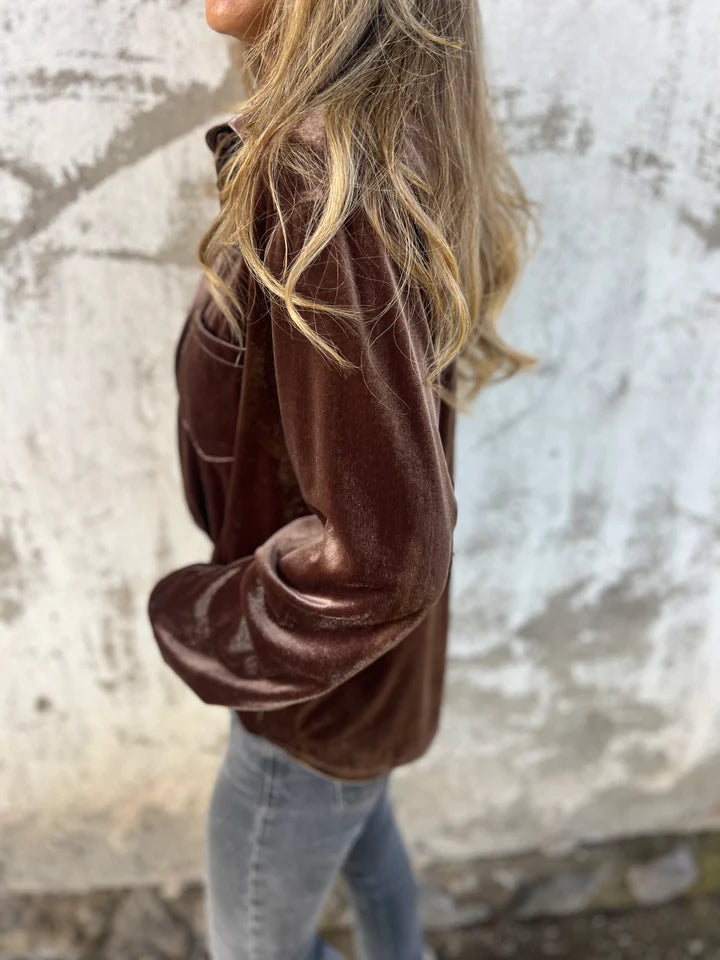 💝💝CLEARANCE SALE🔥Velvet Vixen Blouse