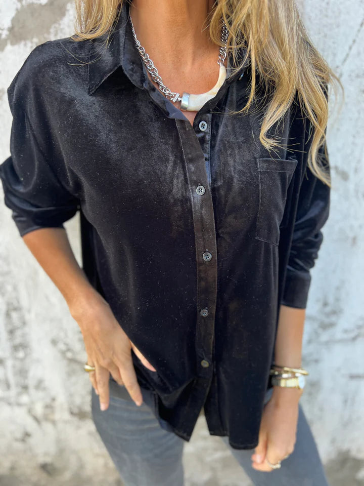 💝💝CLEARANCE SALE🔥Velvet Vixen Blouse